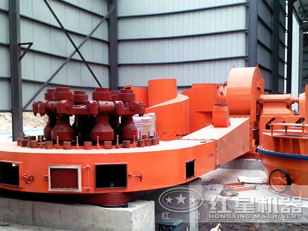 6r磨粉機(jī)安裝現(xiàn)場