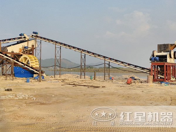 客戶(hù)洗砂機(jī)現(xiàn)場(chǎng)