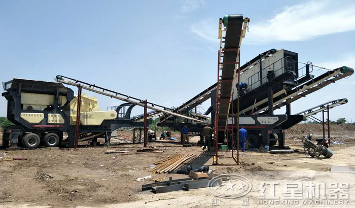 時產(chǎn)800噸車載移動破石機施工現(xiàn)場