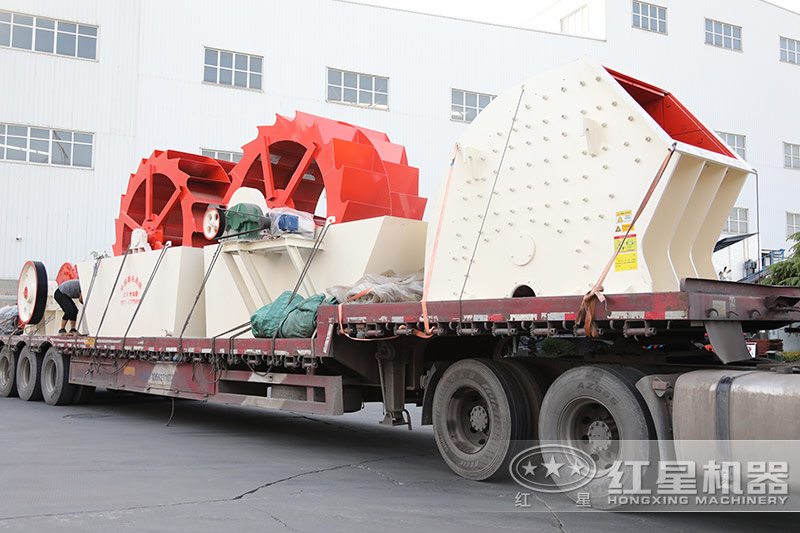 顎式破碎機、重錘式破碎機發(fā)貨圖