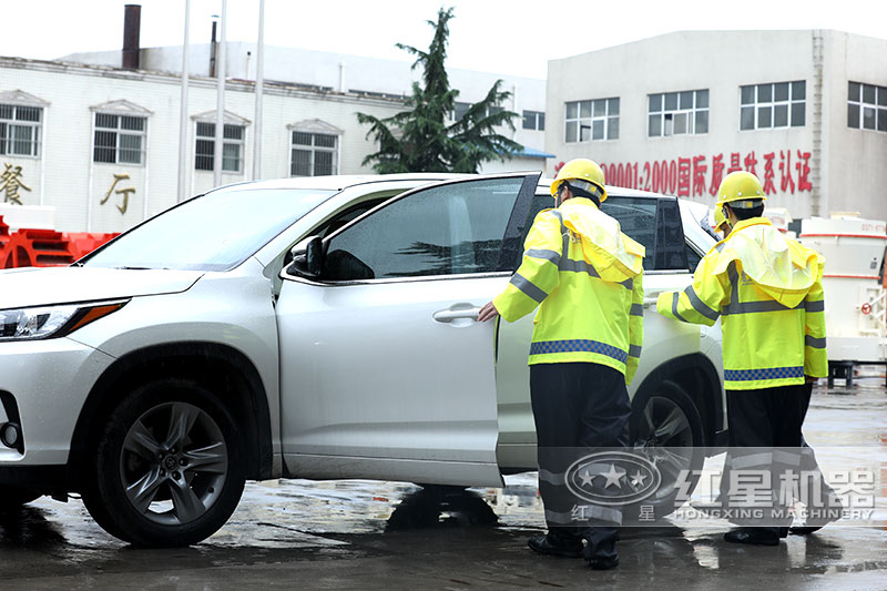 強大的售后團隊，隨時為您解決麻煩