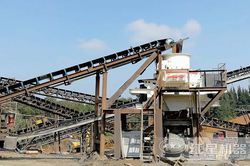 時產(chǎn)300噸噸全套破石子機(jī)客戶現(xiàn)場，可參觀