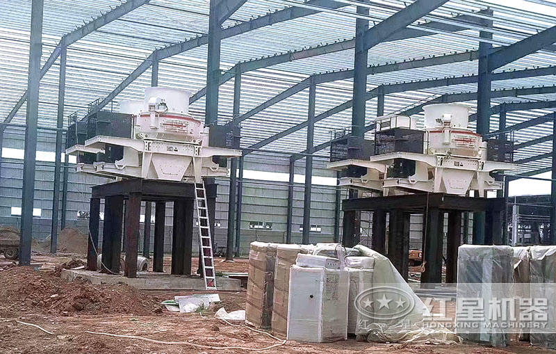 2臺(tái)HVI制砂機(jī)作業(yè)現(xiàn)場(chǎng)