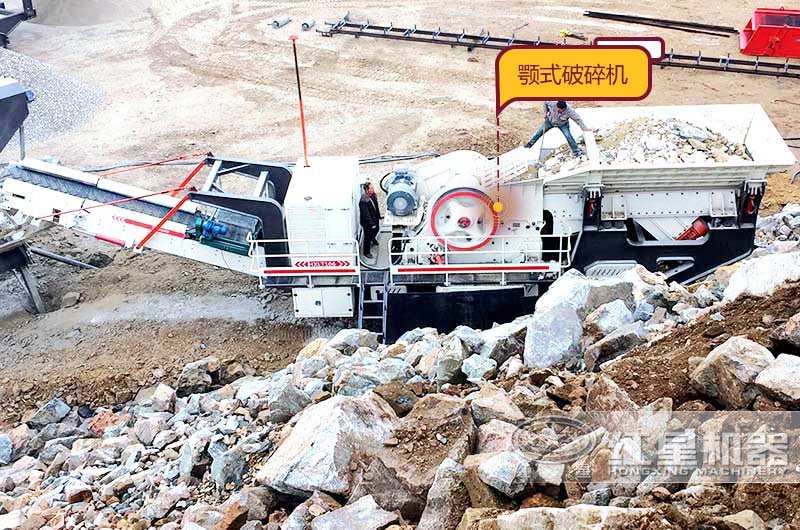 鄂破履帶式碎石機(jī)，粗碎大石塊破碎比大