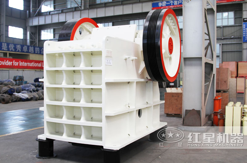 粗碎鄂式破碎機(jī)，出料范圍10mm以上