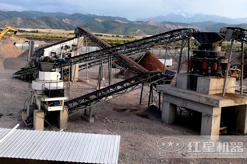 圓錐破+制砂機生產(chǎn)石子加工現(xiàn)場